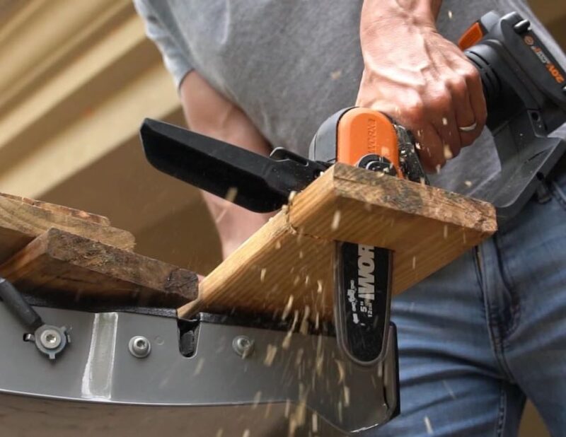 Milwaukee M18 FUEL Hatchet Review Milwaukee M18 FUEL Hatchet Review