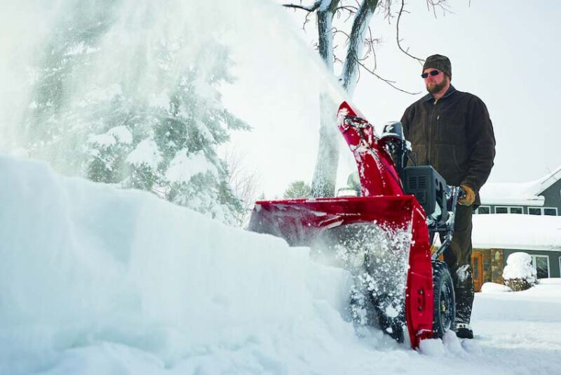 Toro Power Clear 821 QZE Snow Blower Review