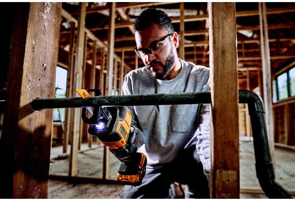 Why We Love the DEWALT Atomic 20V MAX Reciprocating Saw