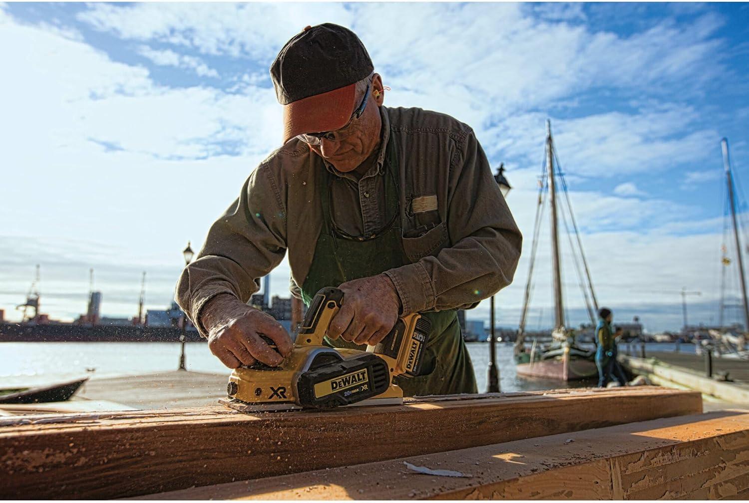 Why We Love ‍the DEWALT 20V MAX Brushless ⁤Planer for ⁣Precision Cuts