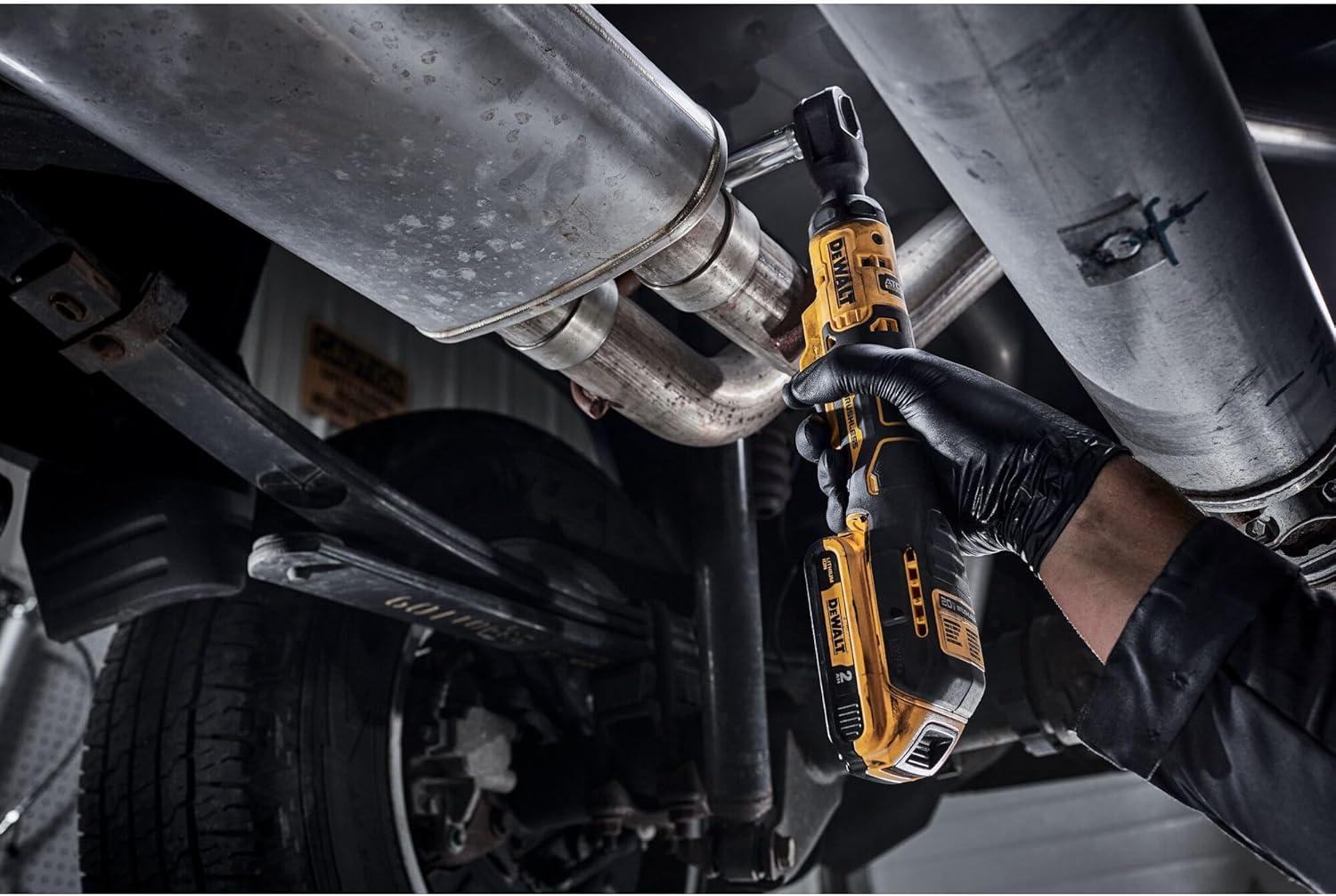Our Review of the DEWALT ​ATOMIC 20V​ MAX Cordless Ratchet