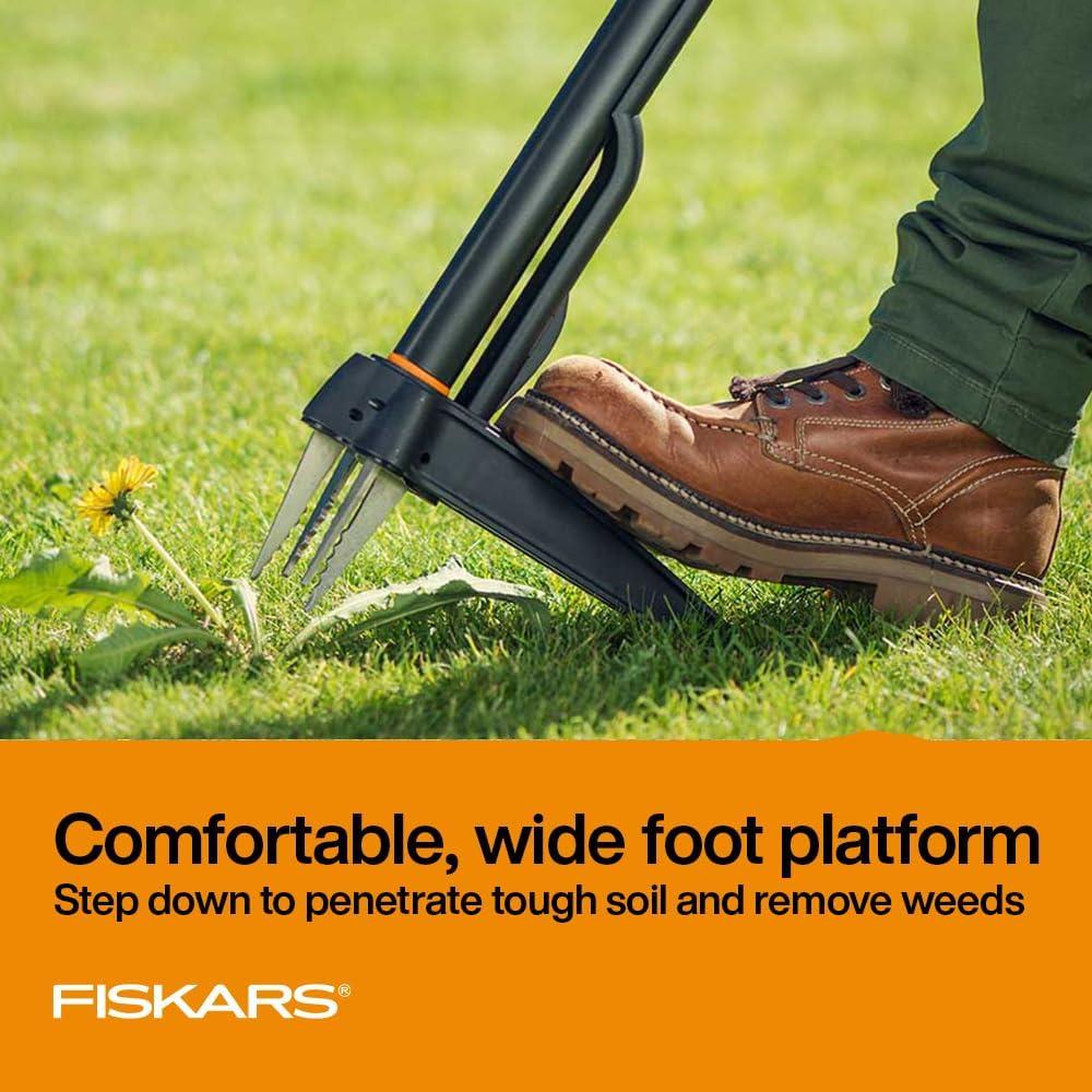 Why We Love the Fiskars 4-Claw Weed Puller for Easy Gardening