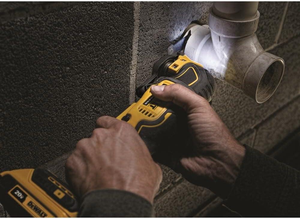 Our Take on the DEWALT ATOMIC 20V MAX Oscillating Tool Review 8 Our Take on the DEWALT ATOMIC 20V MAX Oscillating Tool Review