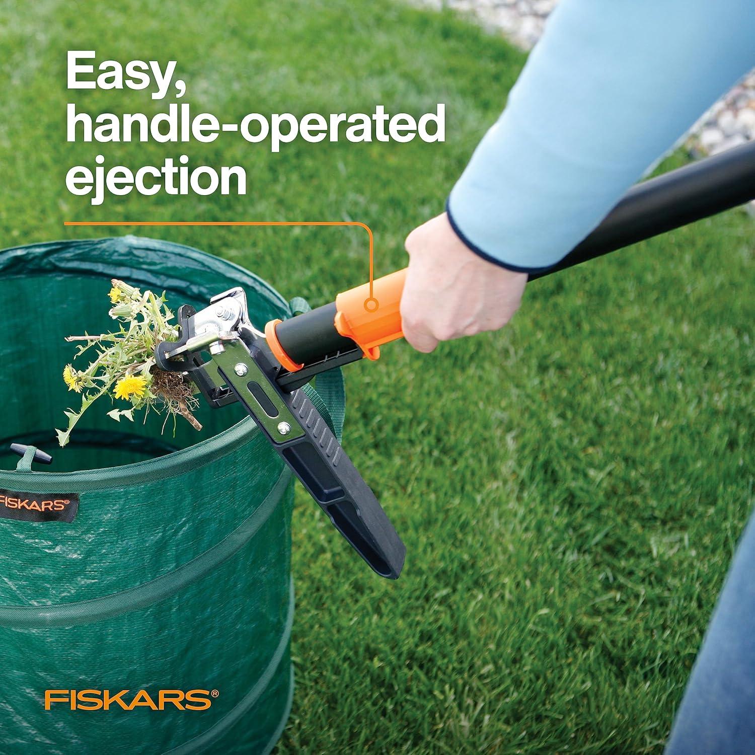 Why We Love the Fiskars 3-claw Stand up Weed Puller Tool