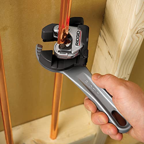 RIDGID Professional Compact Tubing Cutter 1/4"-1-1/8" Metal Cutting Tool 8 RIDGID Professional Compact Tubing Cutter 1/4"-1-1/8" Metal Cutting Tool - Image 8