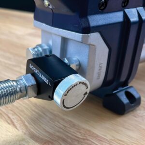 Universal Grease Gun Pressure Relief Valve – Easy Backpressure Release for Cordless Models