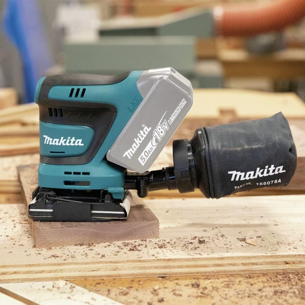 Cordless Finishing Sander Makita 18V LXT Quarter Sheet Tool Only 6 Cordless Finishing Sander Makita 18V LXT Quarter Sheet Tool Only - Image 6