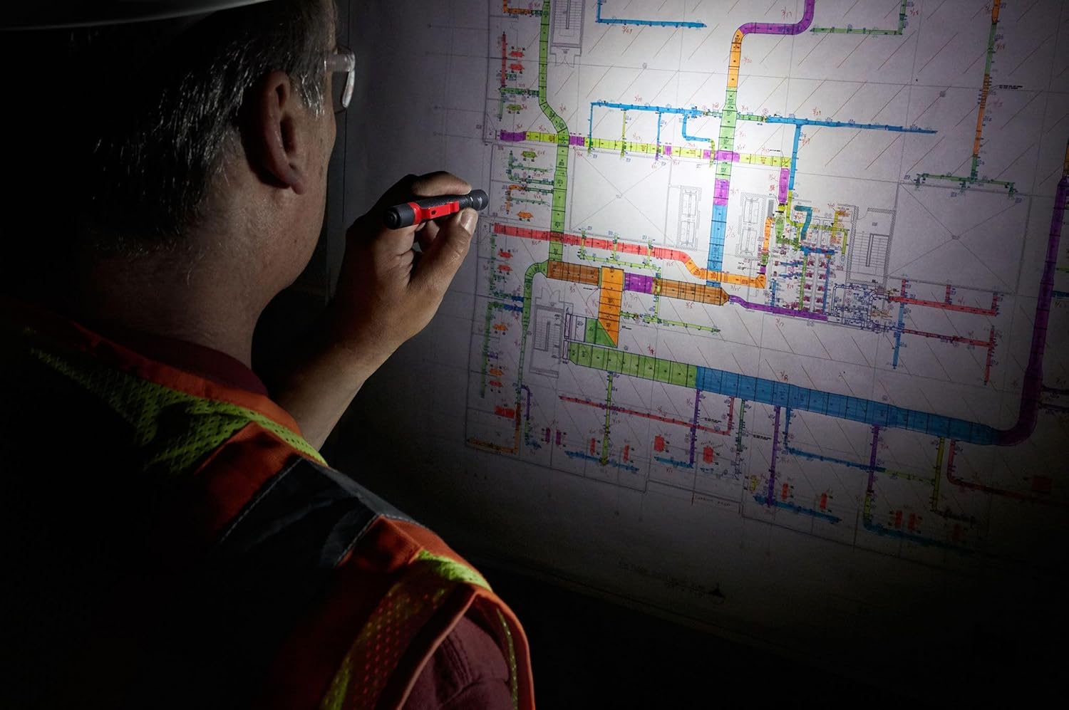 Milwaukee 2105 100-Lumen Aluminum Pen Light with Pocket Clip 4 Milwaukee 2105 100-Lumen Aluminum Pen Light with Pocket Clip - Image 4