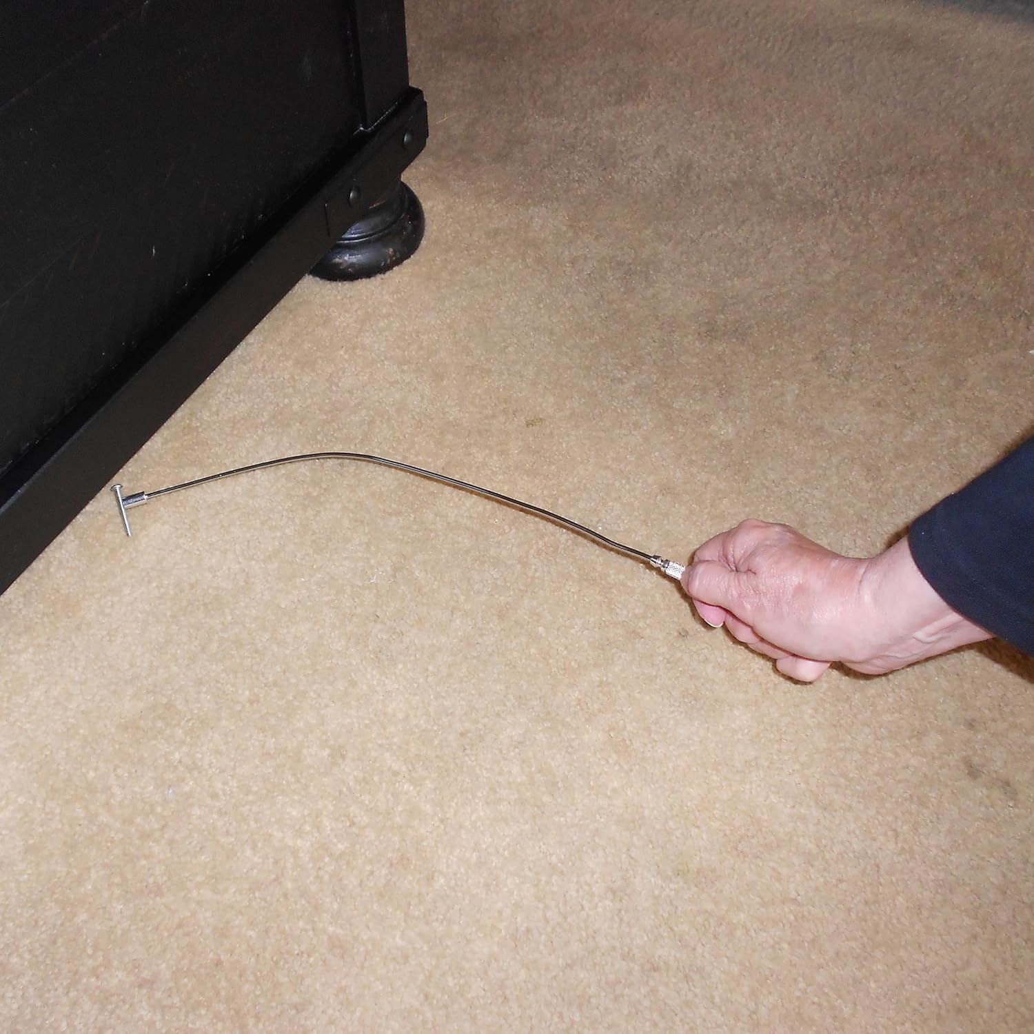 Bendable Magnetic Pickup Tool | 19" Mechanic's Grabber for Metal Tools 5 Bendable Magnetic Pickup Tool | 19" Mechanic's Grabber for Metal Tools - Image 5