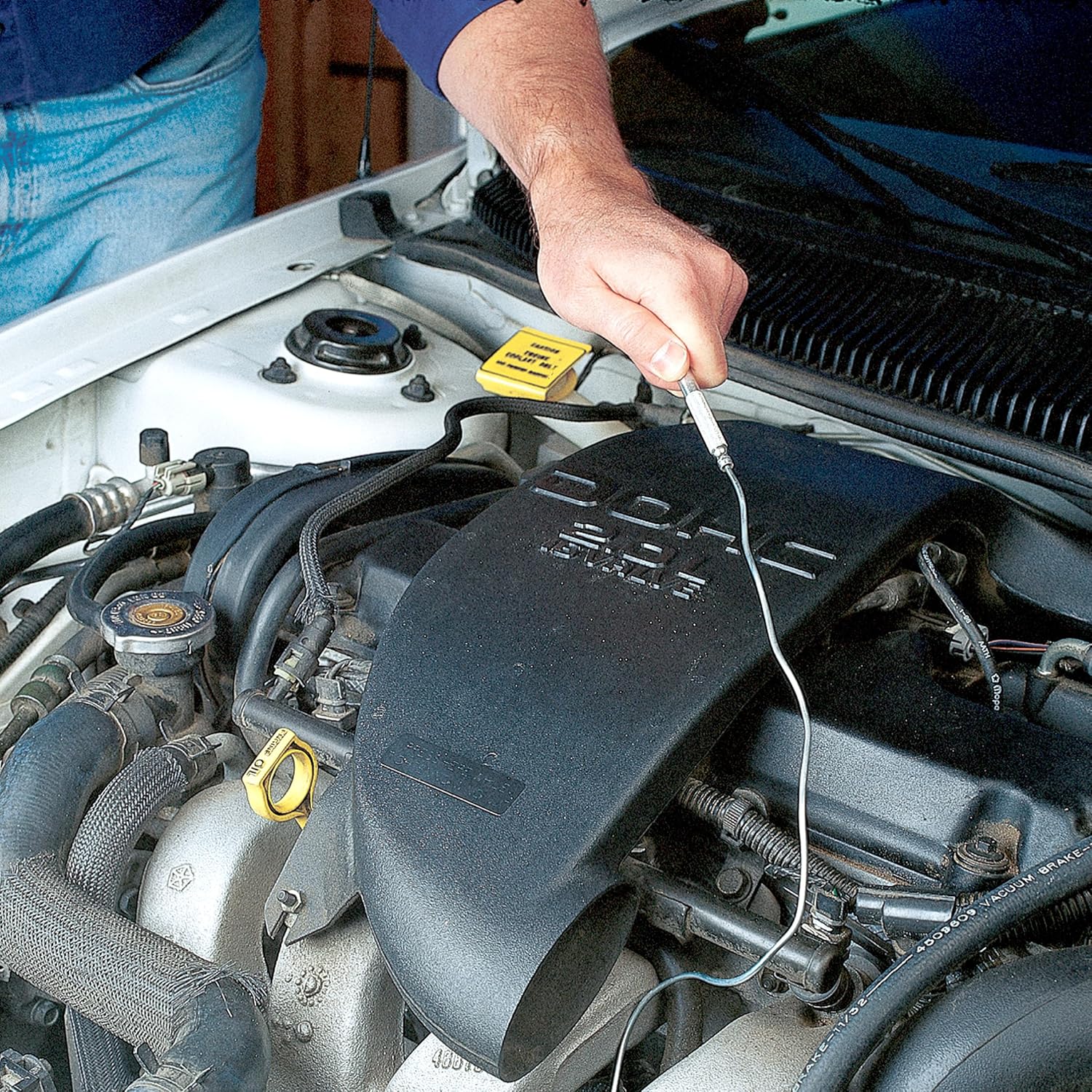 Bendable Magnetic Pickup Tool | 19" Mechanic's Grabber for Metal Tools 4 Bendable Magnetic Pickup Tool | 19" Mechanic's Grabber for Metal Tools - Image 4