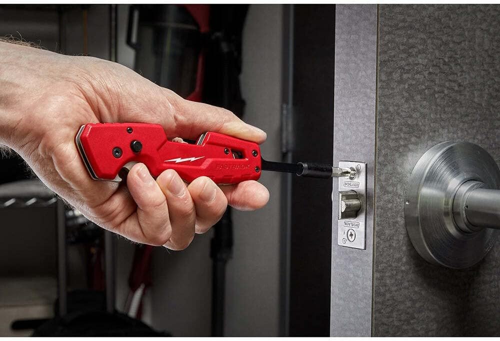 Milwaukee FASTBACK 5-in-1 Folding Pocket Knife | Compact Multi-Tool, 8.75" 5 Milwaukee FASTBACK 5-in-1 Folding Pocket Knife | Compact Multi-Tool, 8.75" - Image 5