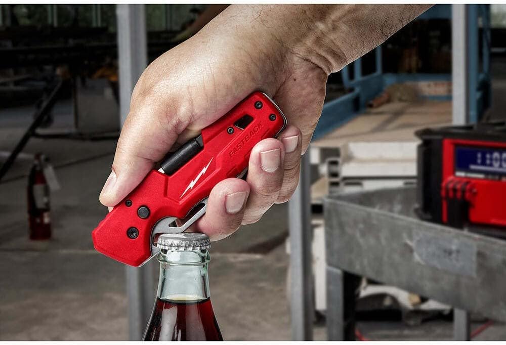 Milwaukee FASTBACK 5-in-1 Folding Pocket Knife | Compact Multi-Tool, 8.75" 6 Milwaukee FASTBACK 5-in-1 Folding Pocket Knife | Compact Multi-Tool, 8.75" - Image 6