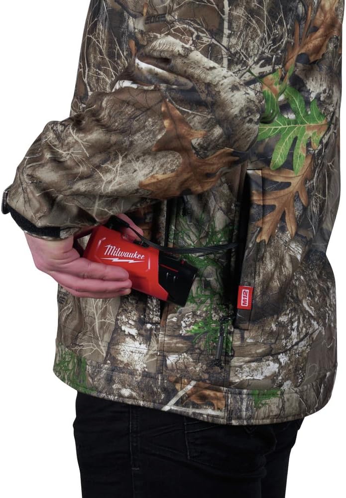 Milwaukee M12 Heated Jacket Kit - Compact Camo Warmth for Outdoor Professionals 8 Milwaukee M12 Heated Jacket Kit - Compact Camo Warmth for Outdoor Professionals - Image 8