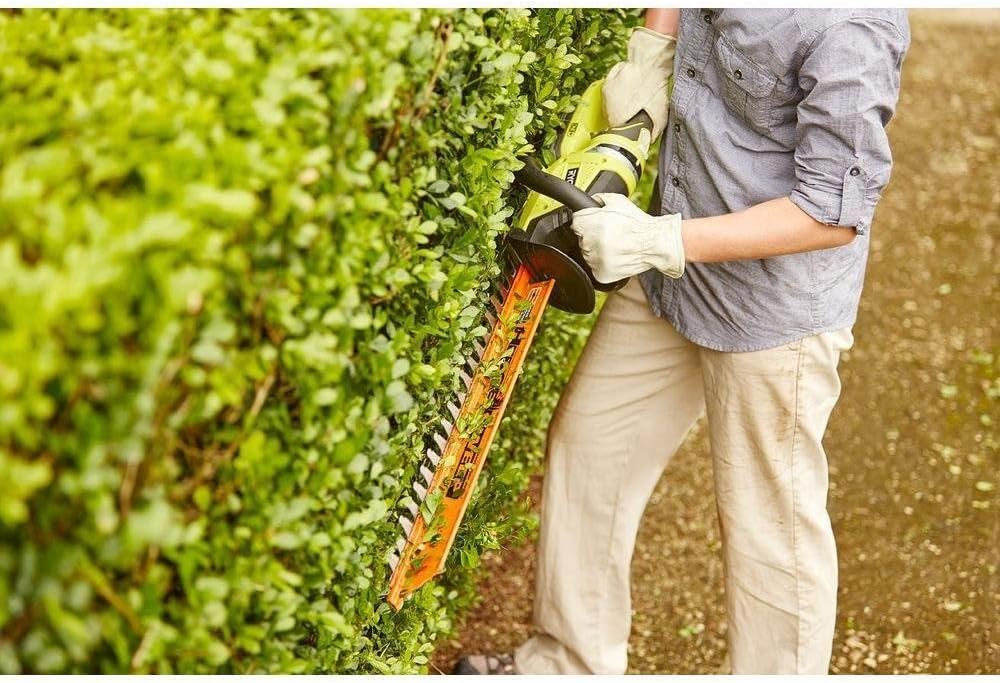 Unleashing Power: Ryobi 22-Inch 18-Volt Hedge Trimmer Review 4 Unleashing Power: Ryobi 22-Inch 18-Volt Hedge Trimmer Review - Image 4
