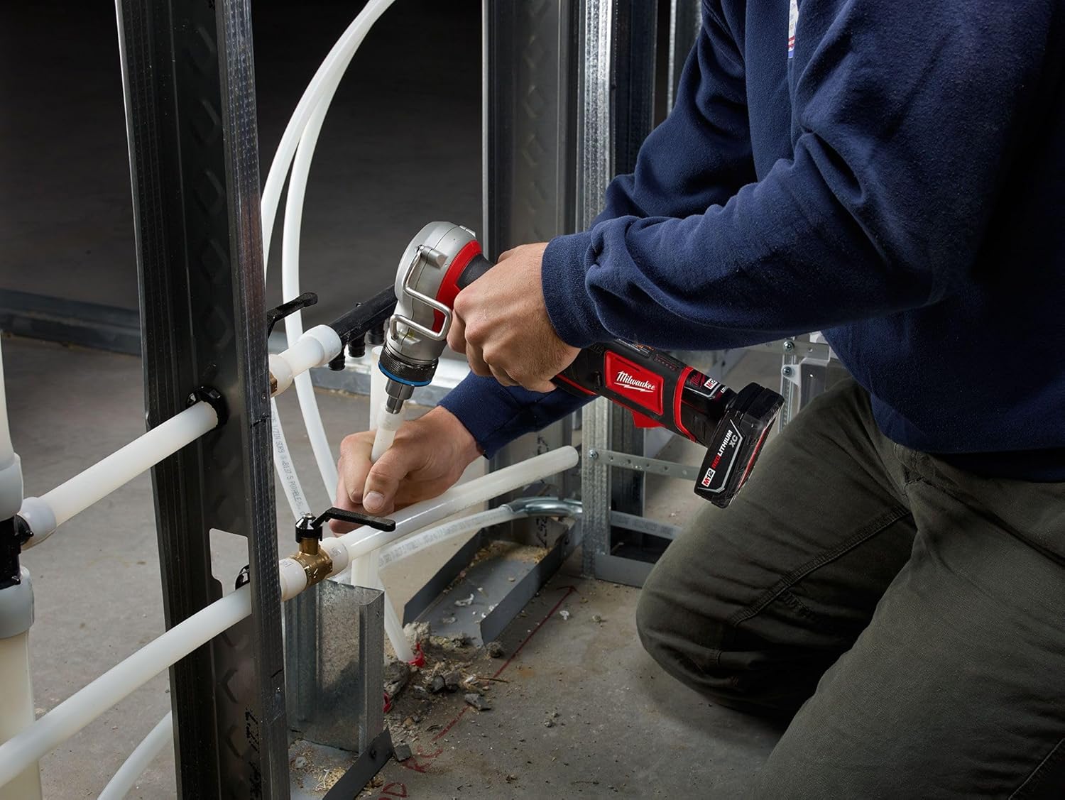 M12 Cordless Propex Expansion Tool Kit with 2 Batteries | Professional Plumbing Tool 5 M12 Cordless Propex Expansion Tool Kit with 2 Batteries | Professional Plumbing Tool - Image 5