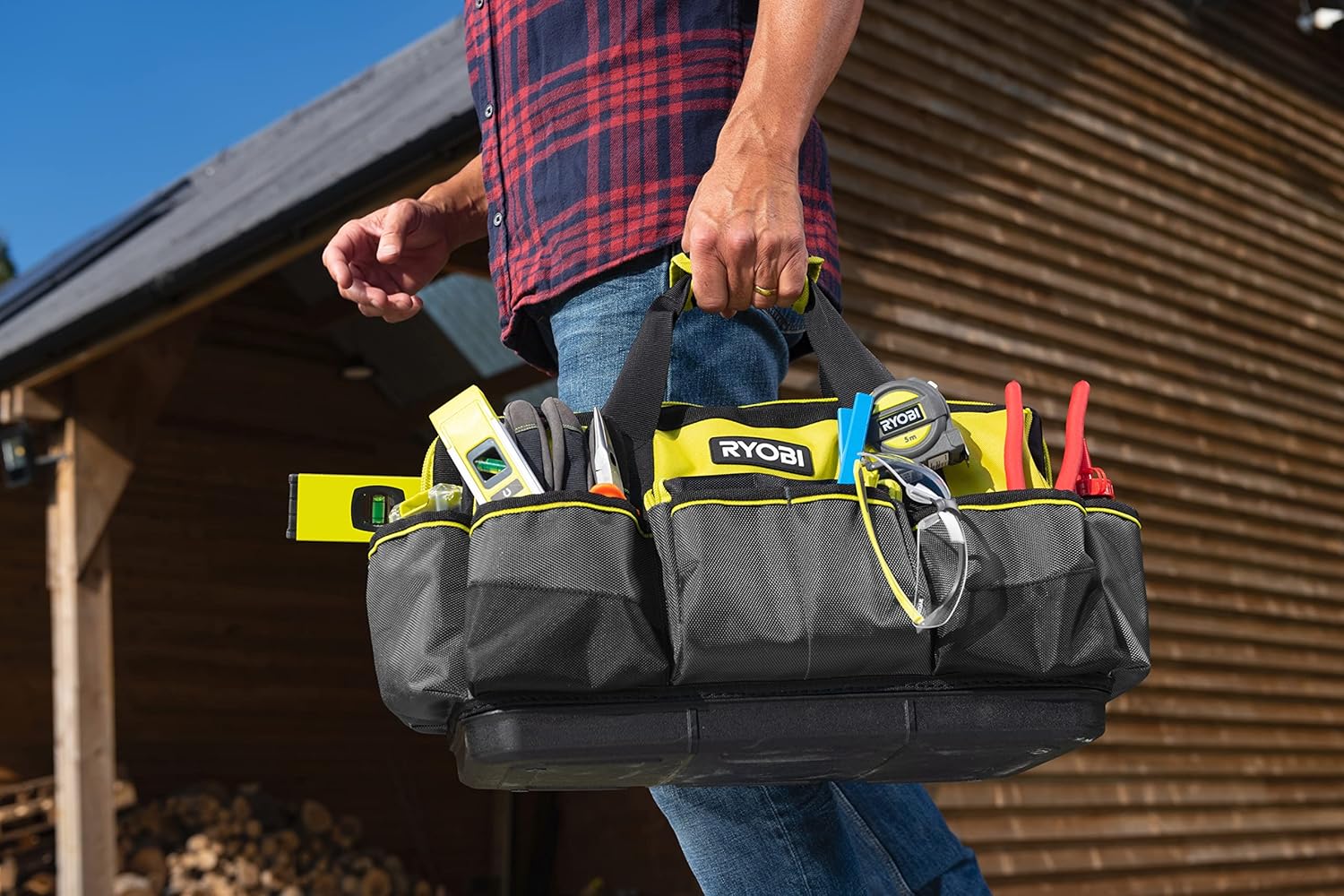 RYOBI RSSMTB1 Tool Bag Review: Ideal Storage for Every Project 2 RYOBI RSSMTB1 Tool Bag Review: Ideal Storage for Every Project - Image 2