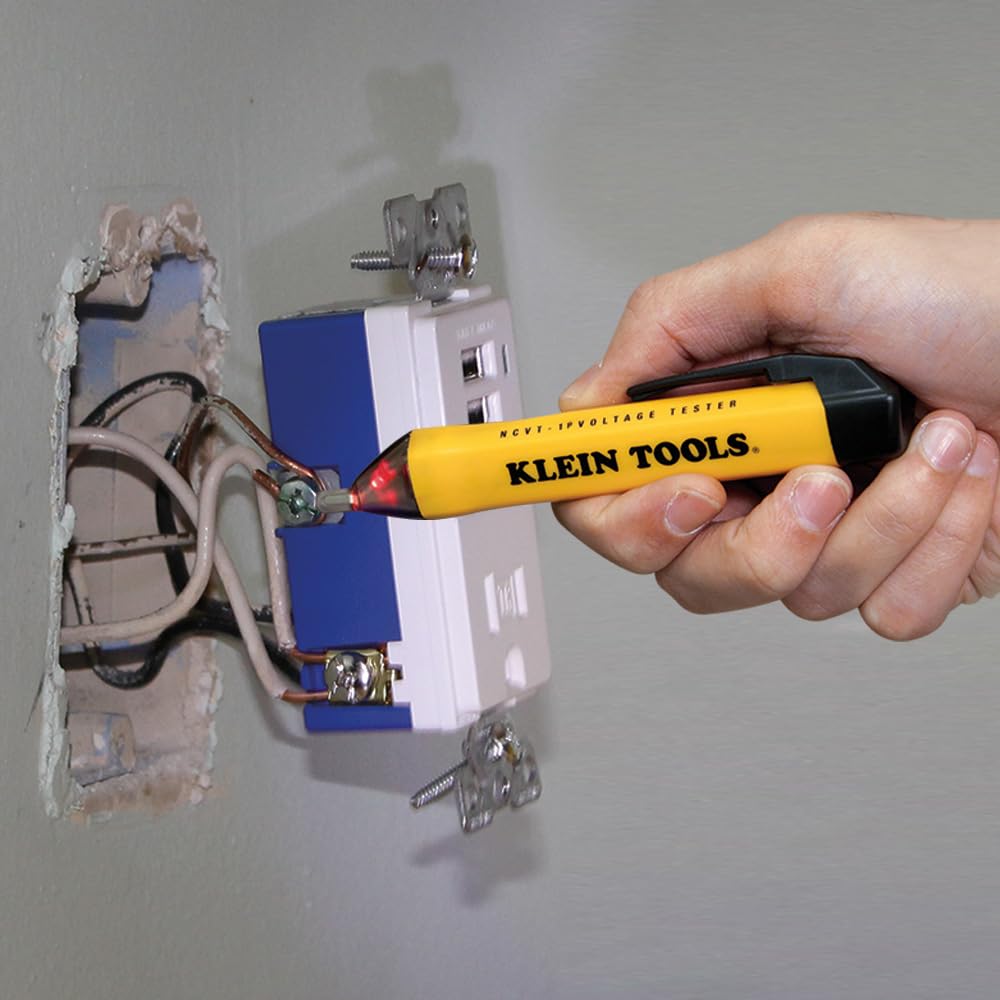Klein Tools 2-Piece Electrical Tester Kit with GFCI and Voltage Pen 4 Klein Tools 2-Piece Electrical Tester Kit with GFCI and Voltage Pen - Image 4