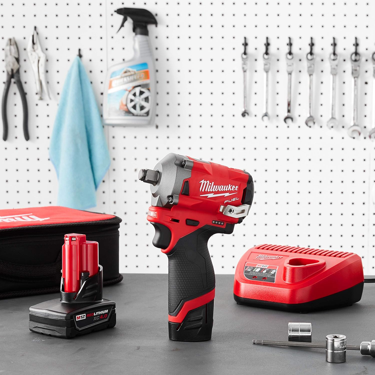 M12 FUEL Cordless 1/2 Inch Stubby Impact Wrench Kit Compact 5 M12 FUEL Cordless 1/2 Inch Stubby Impact Wrench Kit Compact - Image 5
