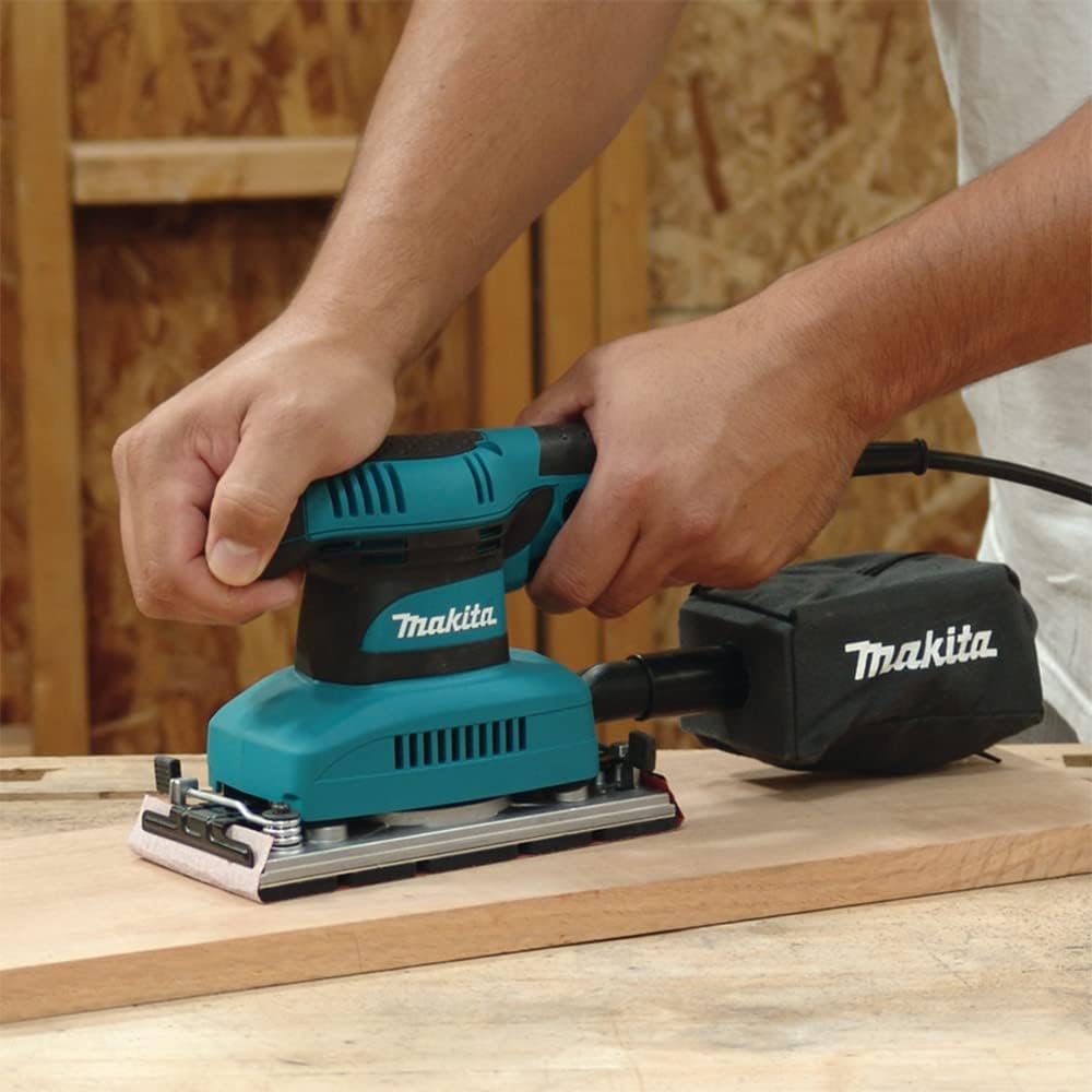 Makita BO3710 1/3 Sheet Finishing Sander 1.7A Professional Grade 8 Makita BO3710 1/3 Sheet Finishing Sander 1.7A Professional Grade - Image 8