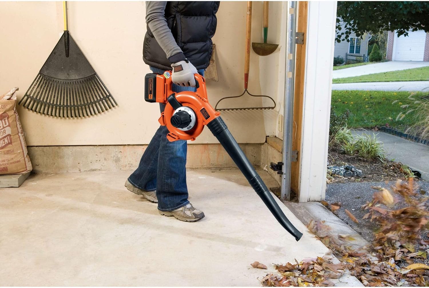 Powerful BLACK+DECKER Leaf Blower: Review & Performance Insights 13 Powerful BLACK+DECKER Leaf Blower: Review & Performance Insights - Image 13